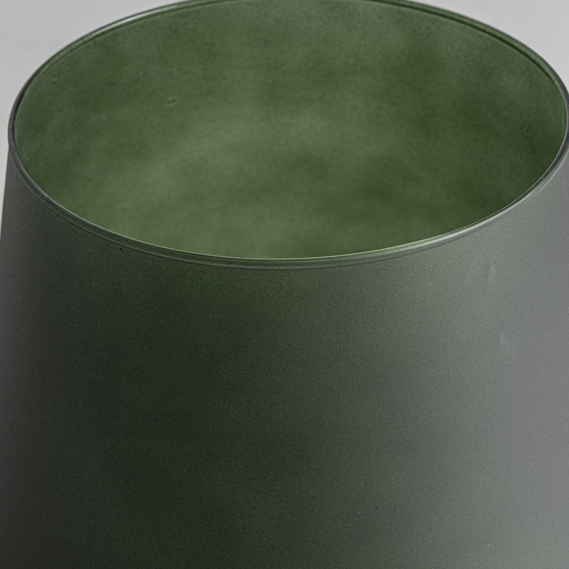 NEHOIU VASE